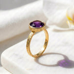 Load image into Gallery viewer, Round Opal Emerald Ring | Bezel Set Solitaire Ring | Hammered Band Statement Ring | Birthstones Ring | Birthday Gift For Her