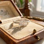 Load image into Gallery viewer, Toi et Moi Pear &amp; Emerald Moissanite Ring